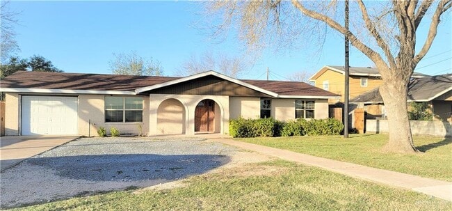 property at 1927 W Owassa Rd