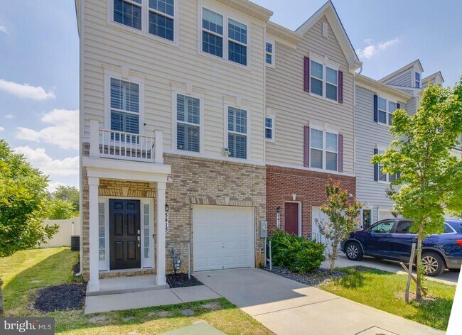 5413 Bristol Grn Wy in Baltimore, MD - Building Photo - Building Photo