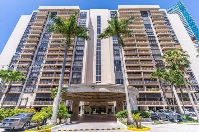 property at 1450 Brickell Bay Dr