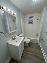 363 Woodruff St, Unit 2 in Pittsburgh, PA - Foto de edificio - Building Photo