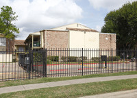 Rock Springs Apartments in Houston, TX - Foto de edificio - Building Photo