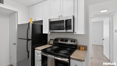 30 E Brown Rd in Mesa, AZ - Foto de edificio - Building Photo