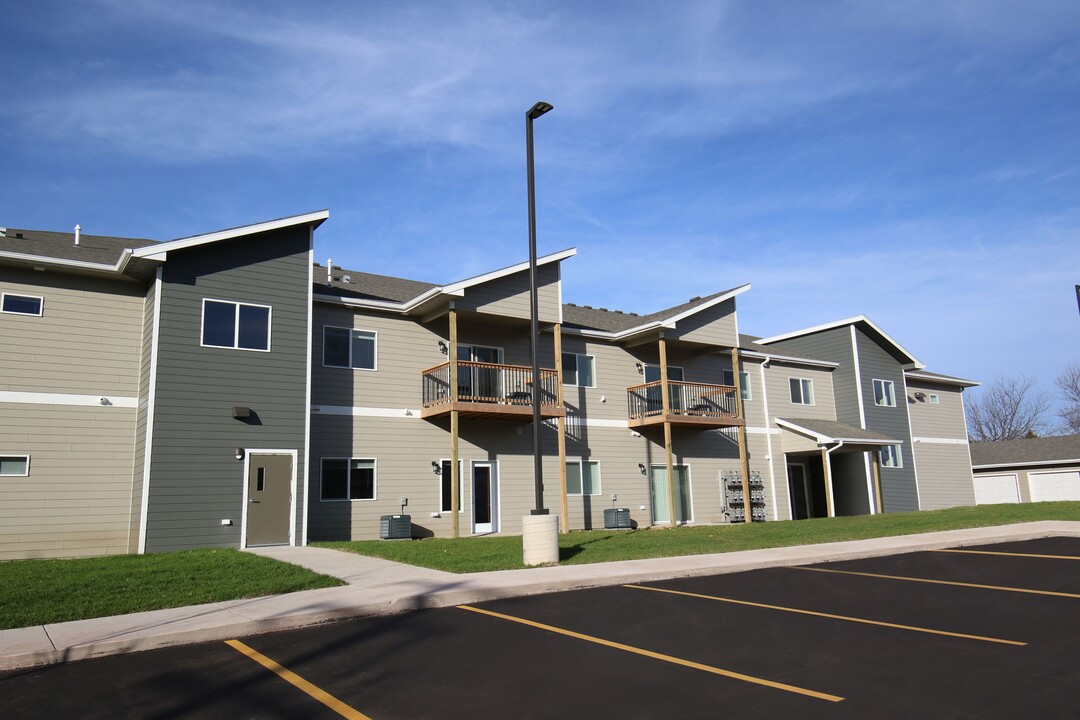 120 Flats in Sioux Falls, SD - Building Photo