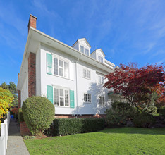 The Old Colony in North Vancouver, BC - Building Photo - Building Photo