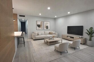 8704 NW 35th St in Coral Springs, FL - Foto de edificio - Building Photo