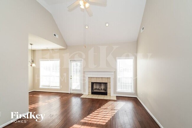 221 Bentmoor Ln in Helena, AL - Building Photo - Building Photo