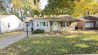 1410 Plank Rd in Jeffersonville, IN - Building Photo