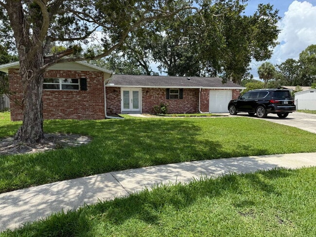 property at 8401 Blackstone Ct