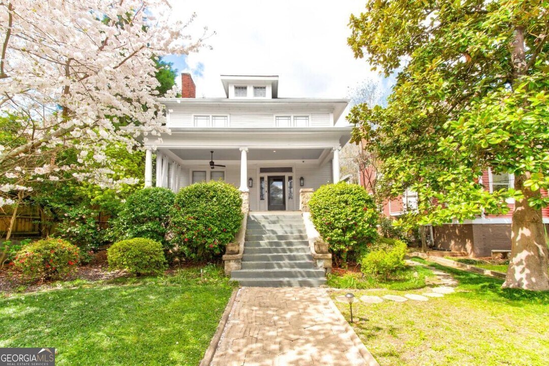 854 Myrtle St NE in Atlanta, GA - Building Photo