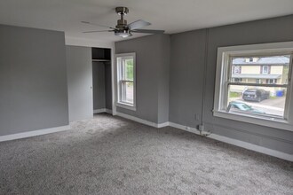 94 State St in Holley, NY - Building Photo - Building Photo