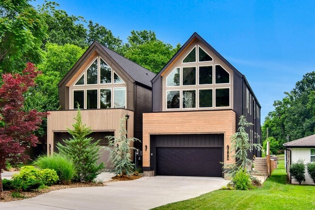 property at 1512 Shelton Ave