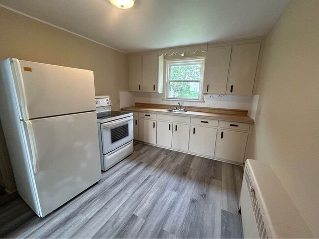 property at 1742 Confederation Line