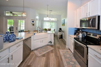 508 S Parke View Dr in Jacksonville, FL - Building Photo - Building Photo