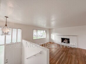 698 Doren Dr in South Ogden, UT - Foto de edificio - Building Photo