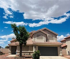 660 Bonanza Plain Ave in Henderson, NV - Building Photo