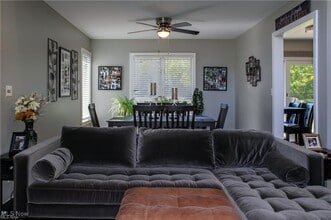 822 Shadowood Ln SE in Warren, OH - Building Photo - Building Photo