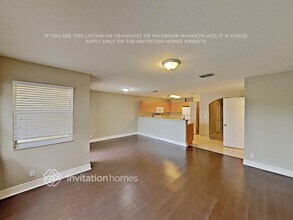 836 Imperial Lake Rd in West Palm Beach, FL - Foto de edificio - Building Photo