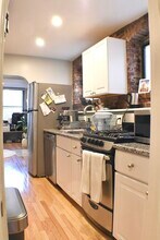 31 Fairfield St, Unit 1 in Boston, MA - Building Photo - Building Photo