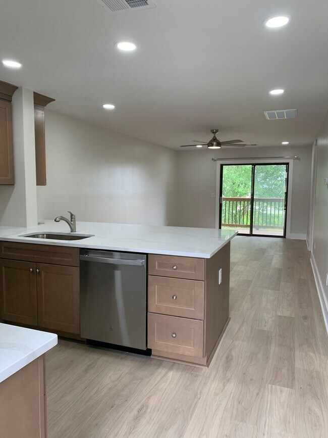 3602 St Johns Ct in Wilmington, NC - Foto de edificio - Building Photo