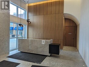 509 Dundas St W in Oakville, ON - Building Photo - Building Photo