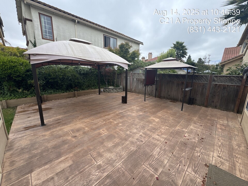 1918 Newcastle Dr in Salinas, CA - Building Photo
