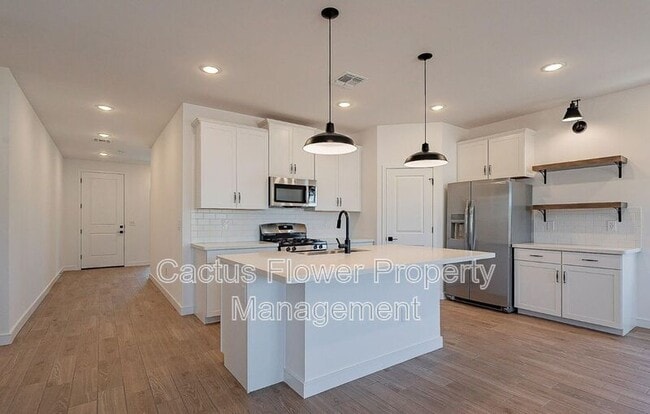 property at 3056 W Bent Tree Dr