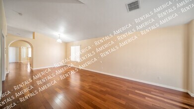 8186 E Smooth Sumac Ln in Tucson, AZ - Building Photo - Building Photo