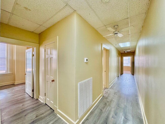 201 S Hill Ave in South Hill, VA - Building Photo - Building Photo