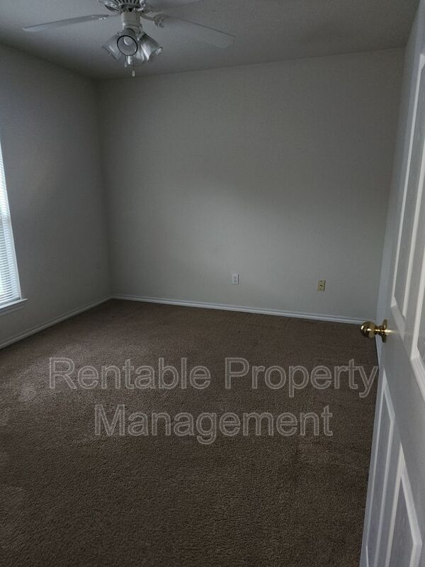 140 W Stagecoach Trl in Willow Park, TX - Building Photo - Building Photo