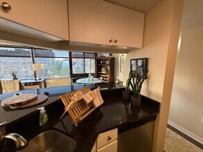 127 Greyrock Pl, Unit Condo in Stamford, CT - Building Photo - Building Photo