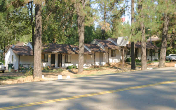 20265 Paoli Ln in Colfax, CA - Foto de edificio - Building Photo