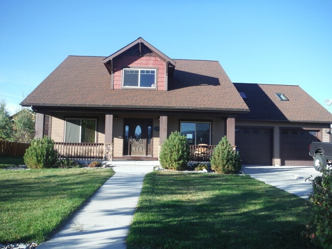 property at 109 Laura Ct