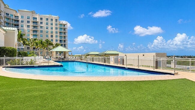 property at 350 N Federal Hwy