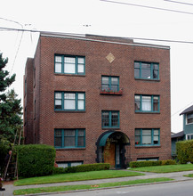 Elise Apartments in Seattle, WA - Foto de edificio - Building Photo