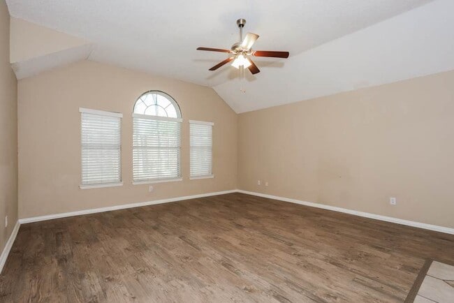 1308 Sheffield Dr in Mansfield, TX - Building Photo - Building Photo