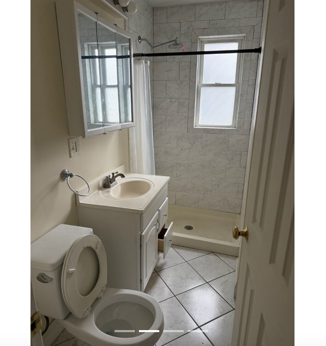 1576 Cambridge St, Unit 3F in Cambridge, MA - Building Photo - Building Photo