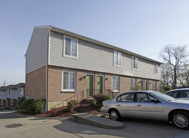 Lookout Ridge Apartments in Covington, KY - Building Photo - Building Photo