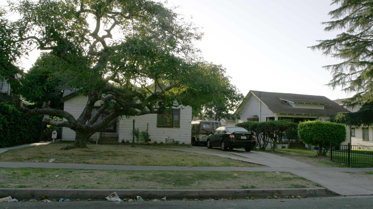 810-810.5 Myrtle Ave in Inglewood, CA - Foto de edificio