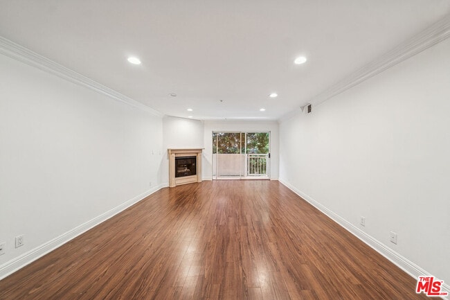 1508 Greenfield Ave in Los Angeles, CA - Building Photo - Building Photo