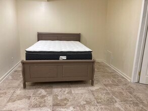 7693 Waterlace Dr, Unit Basement in Fairburn, GA - Foto de edificio - Building Photo
