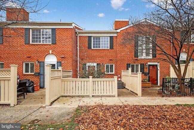 1455 VA-401 in Alexandria, VA - Building Photo - Building Photo