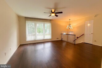 8702 Hamlin St, Unit A in Summerfield, MD - Building Photo - Building Photo