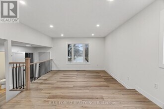 1858 Aldersbrook Rd in London, ON - Building Photo - Building Photo