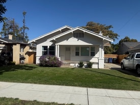 725 E Princeton Ave in Fresno, CA - Building Photo