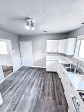 3018 Meadow Forest Dr in Jackson, MS - Building Photo - Building Photo