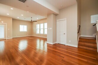 5743 Kansas St in Houston, TX - Building Photo - Building Photo