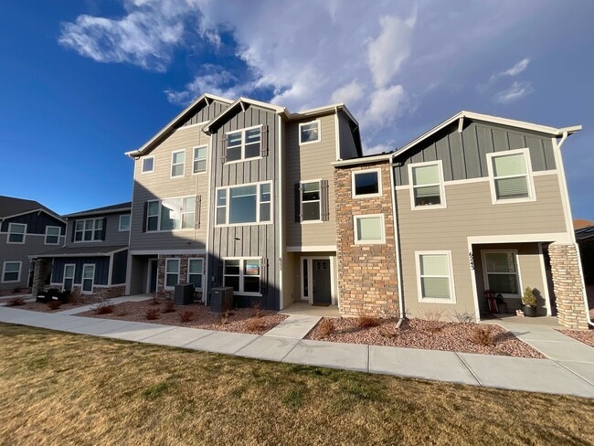 6233 Borah Pt in Colorado Springs, CO - Building Photo - Building Photo