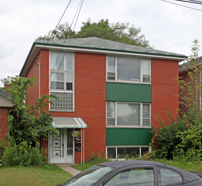 44 Barrington Ave in Toronto, ON - Building Photo - Primary Photo