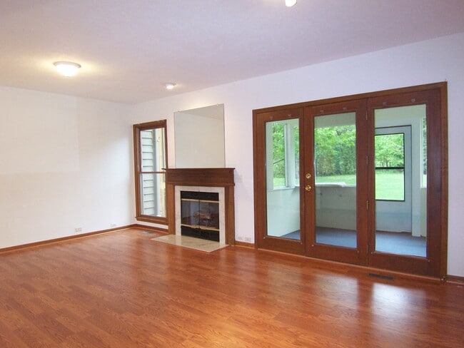 3365 Bent Trail Dr in Ann Arbor, MI - Foto de edificio - Building Photo