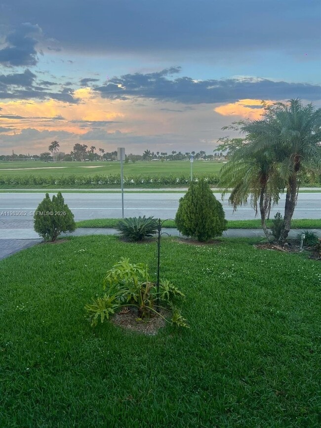 1430 Polk St in Hollywood, FL - Building Photo - Building Photo